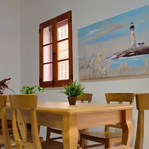 Willa 3 Floors On Promenade 4 Bedrooms 3 Bathrooms, Sliema